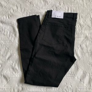 NWT: LOFT Modern Skinny black jeans, size 10